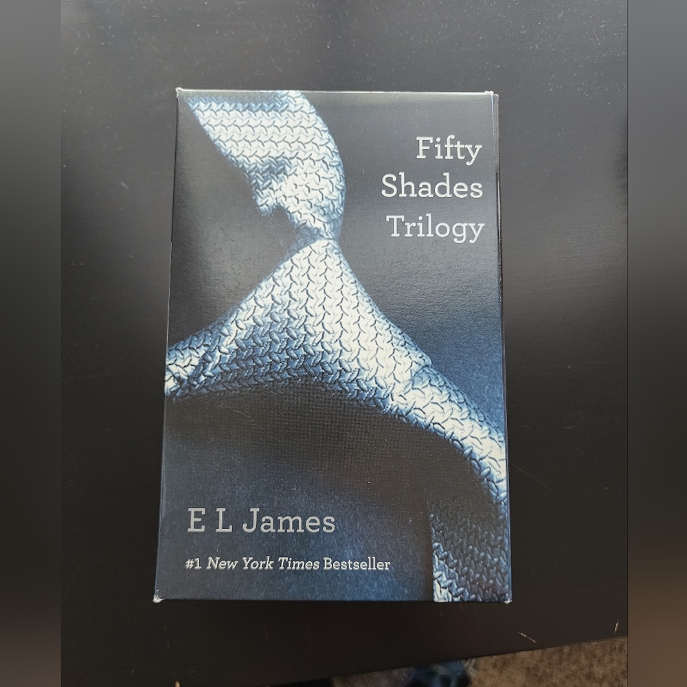 Fifty Shades Trilogy Box Book Set